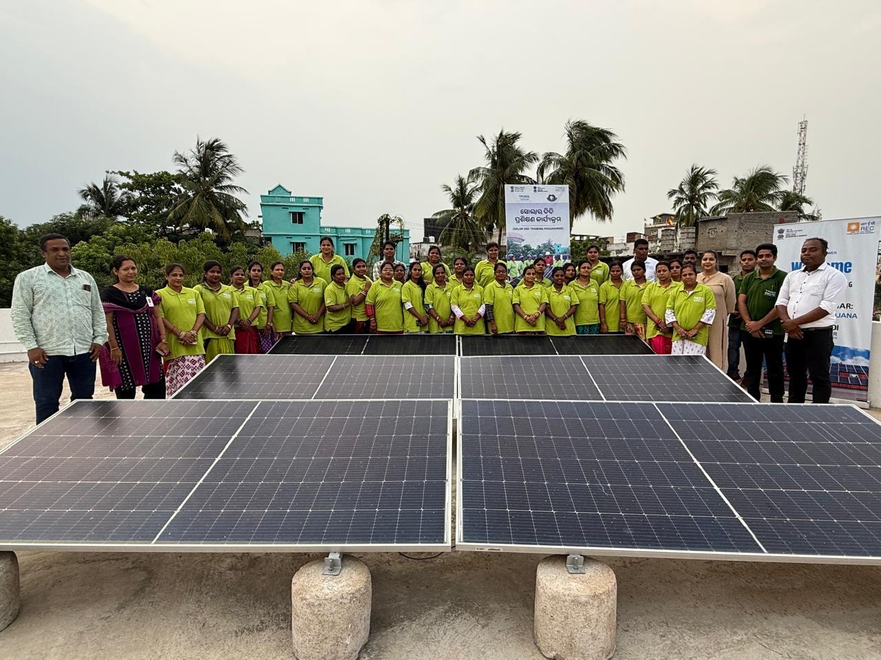 Odisha’s First Solar Didi TrainingBatch Successfully Completes Training Under PM Surya Ghar: Muft Bijli Yojana