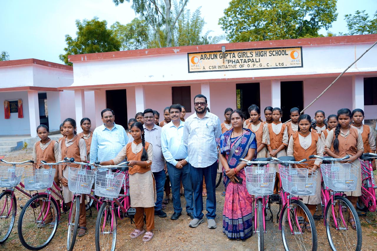 Revenue & Disaster Management Minister Inaugurates Smart Classroom, Distributes Bicycles to Girl Students, and Opens New School Building